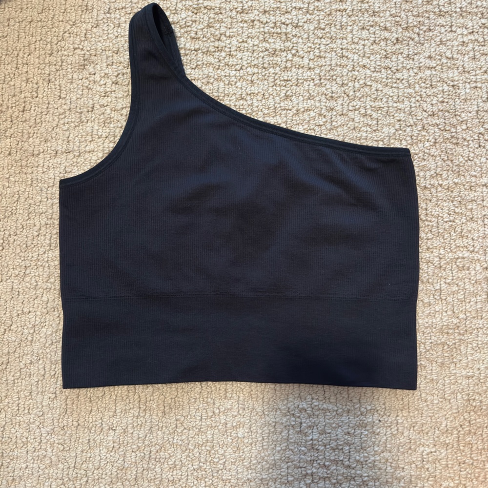 Athleta off the shoulder crop top